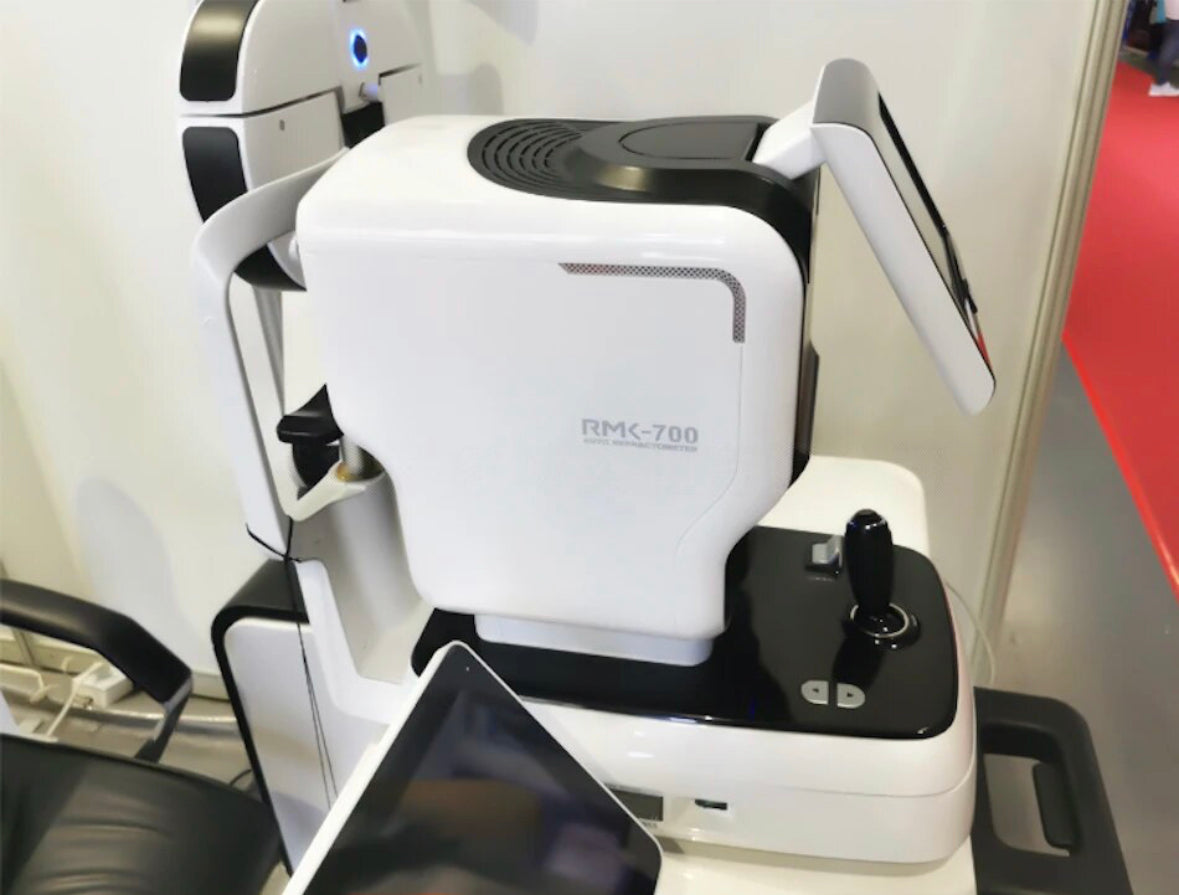 RMK-700 Autoref/Keratometer